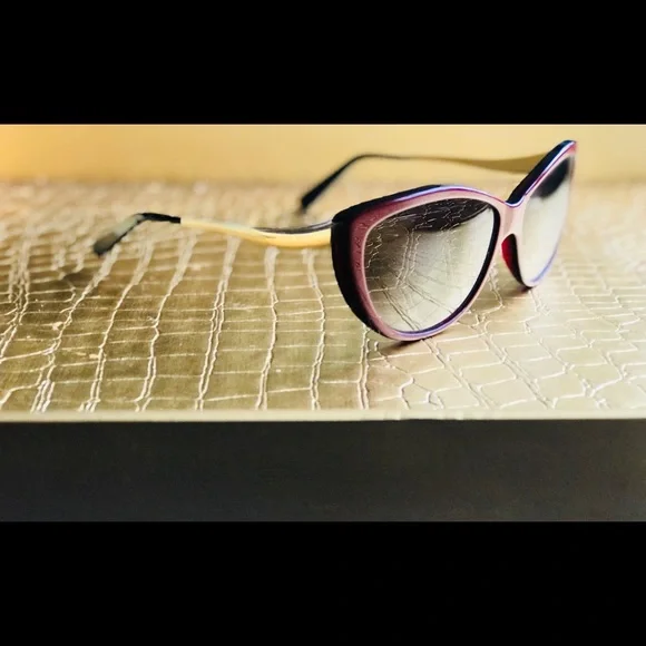 Alexander McQueen | Accessories | Alexander Mcqueen Red  display picture 2